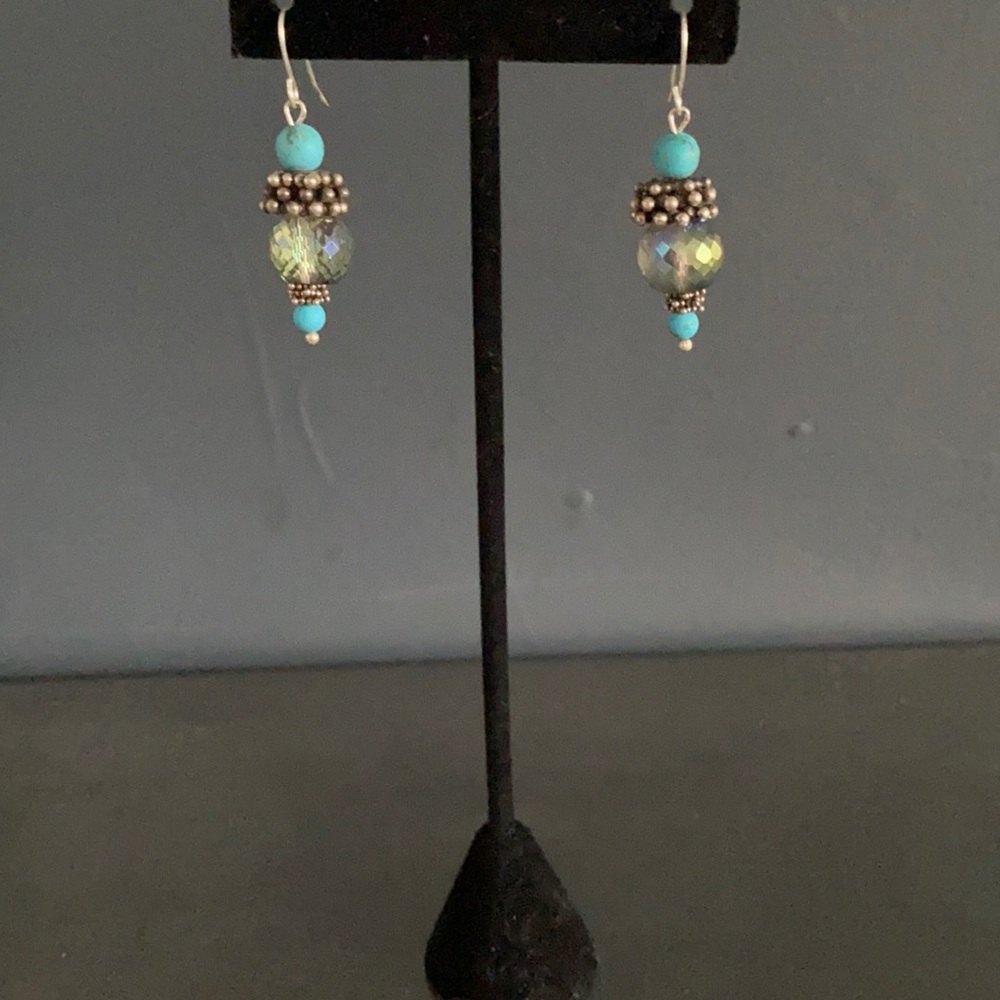 Earrings handcrafted. Beautiful 🤩